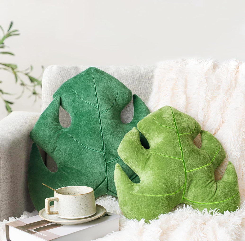 Monstera deliciosa leaf Pillow Monstera deliciosa leaf Pillow